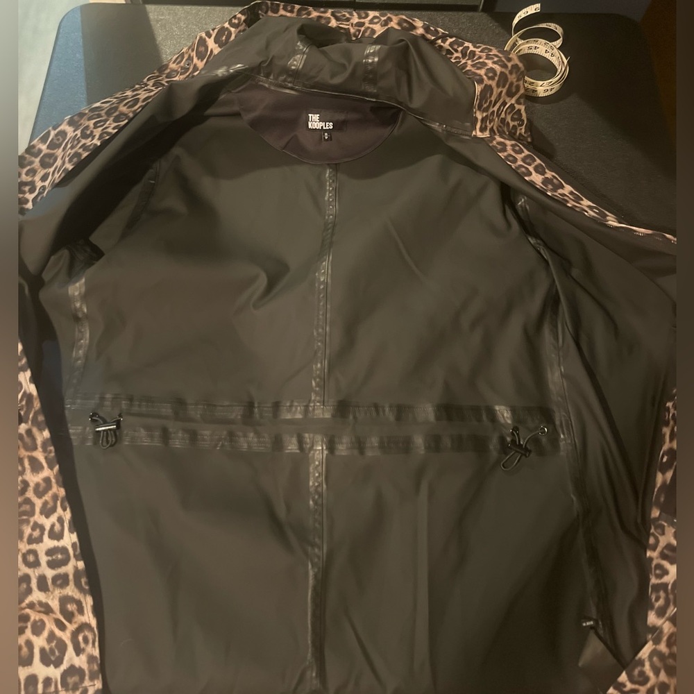 KOOPLES Women’s XS Leopard Waterproof Hooded Jacket Oversized Raincoat - Picture 6 of 16